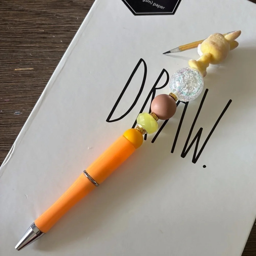 Disney Doorables: Winnie the Pooh: Rabbit handmade beaded pen